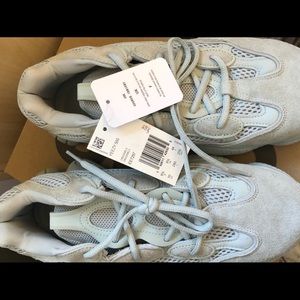 🆕👟‼️NEW IN BOX YEEZY BOOST 500 SALT SIZE 10